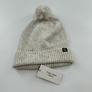 Calvin Klein White Speckled Pom Beanie – NWT